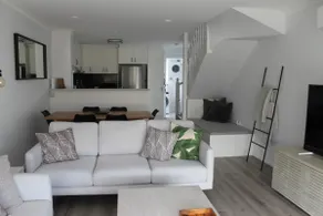 Our Lakes House - Image 2