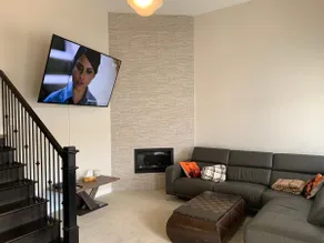 Entire house ! 3 Bedr w Balcony - Image 3