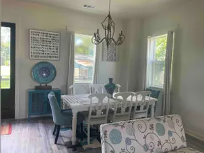 Gorgeous 4 Bedroom in a great location - Image 4