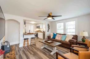 Peaceful Pet friendly 2 BR cottage with hot tub. - Image 2