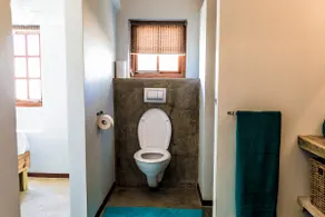 Oceanfront apartment (5p), best location in town! - Image 5