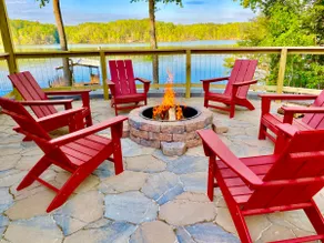 Ridgemore Waterfront Lake Hartwell Cabin w Dock - Image 2