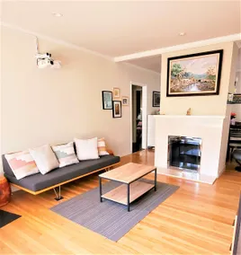 Mid-Century Mod - Image 4