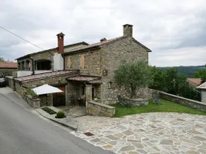Wine House Rakar - Image 2