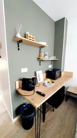 Cozy Private Room & Café Area • Nogent Center - Image 3