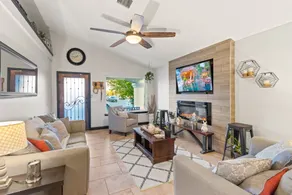 🌵Desert Getaway🌵| 🛌 4 Bedrooms | 🐾YES pets 🐶 - Image 2