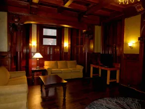 Charming rustic private apartment in a mansion - Image 3
