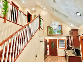 Chic Chalet River Views & Access - Image 4