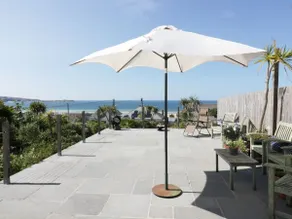 Fantastic Beach Location and Fabulous Views - Image 2