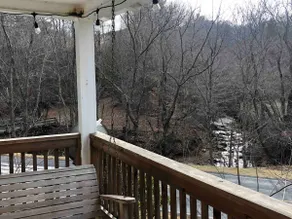 1940sCreekside Farmhouse *may discounts* - Image 4