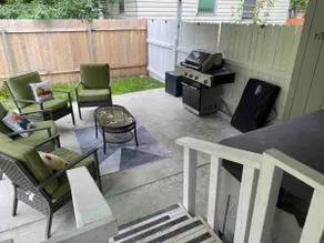 FamilyRetreat*HotTub*KingBed*GameRoom IndoorOasis* - Image 3