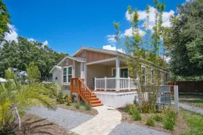 2 - Ships Ahoy Bungalow 2 bed/2 bath - Unit 17 - Image 2