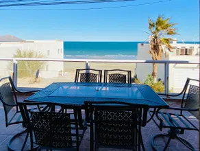 BEACH HOUSE OCEANVIEW-Hi Speed WIFI Rent By Owner - Image 3
