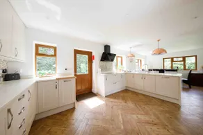 Spacious Cottage with Garden Views | Sleeps 8 - Image 4