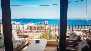 Feeling like home with a fantastic view - Image 4