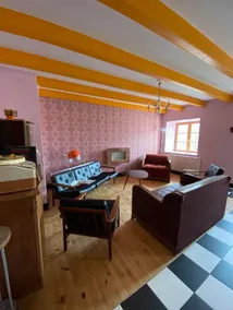 Estate (Cottage + 2 Campervans) - Image 5