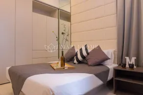 Downtown City Center Modern 1BR Suite near MRT/LRT - Image 3