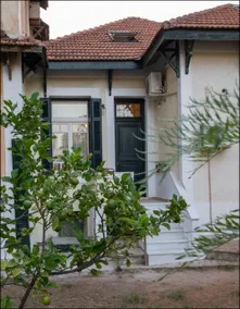 Garden-studio in a mansion-Athens-Chalandri center - Image 2