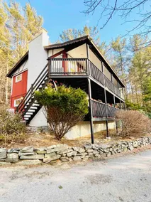 Ultimate Ski Getaway: 4+ Bdrm, 2 Mins to Gunstock! - Image 2