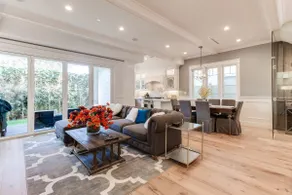 Beautiful 2 Story Right by the Water, Ocean View - Image 3