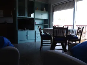Cozy space with lots of light - Image 4