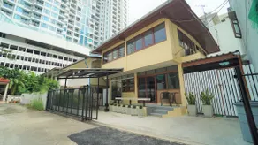 Loft 1 BR for 5 ★ Siam/Pratunam ★ 3 mins to BTS - Image 4