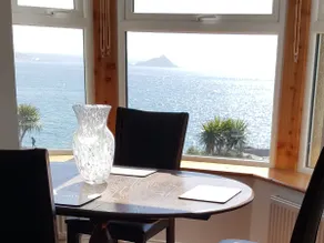Sunrise Apartment PZ Fantastic Sea and Harbour Views Luxury Apartment Cornwall - Image 4