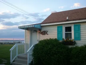 Island Get-A-Way on the Chesapeake Bay with Beach - Image 5