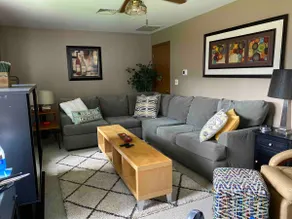 Beautiful 2bdrm Executive Suite near ND-SMC - Image 5
