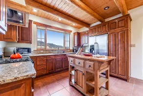 Cozy 3 BR Adobe Home w/ Amazing Mountain View - Image 3