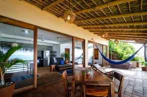 Lazuli Cielo - Beachfront Loft - Image 4