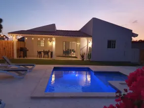 Peaceful home+pool 3 min to beaches in Aruba - Image 3