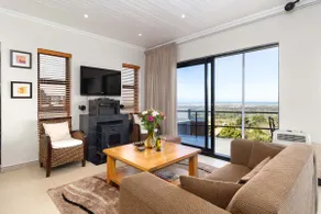Constantia Vista Guest House - Image 3