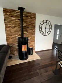 Quiet and cozy house with spa. - Image 2