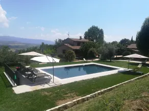 Apartment in Villa mit Pool in Gehweite zum Zentrum von Todi - Image 2