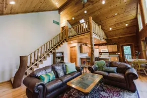 Hilltop Hideaway Log Cabin - Image 3