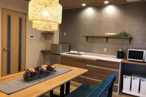Motoi Machiya [Entire house for up to 8 people] is an inn near the Chaya district and Omi market. WiFi is available. Free parking for 1 car. - Image 3