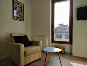 Beautiful air-conditioned apartment in the historic center - Image 3