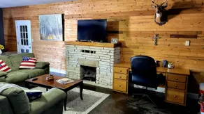 Quiet Countryside Retreat. No pet fees! - Image 3
