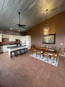 Lovely 3 bedroom loft apartment! - Image 5
