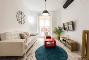 Fully Equipped In ”SOL” -1- (Temporary Rental) - Image 5