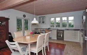 Beautiful place with lots of nature and close to the city - Image 2