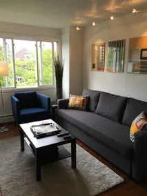 *Modern Pearl St Condo w/ Garage - Monthly Rental* - Image 2