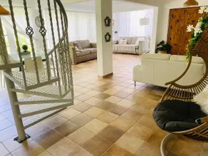 Spacious house surrounded by nature - Image 4