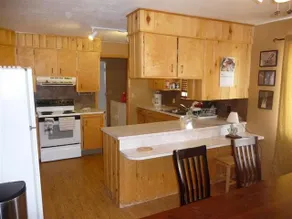 Tumbleweed Manor (Large 5 bedroom house) - Image 5