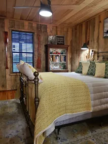 Cabin near the Ohoopee River - Image 3