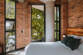 Industrial Chic Loft in Front of Unicentro Mall - Image 3