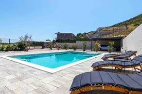 Big heated pool 40m2 with hidromassage and BBQgril - Image 5