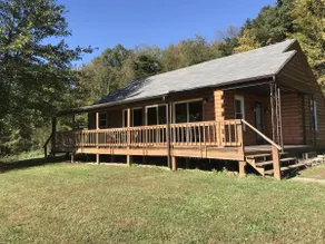 MLC#3-Oak Hill-2BR-Amazing Porch-Hot Tub -Lakeview - Image 3