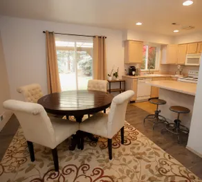 S.Hill Private 2bd 2bath 15 min from Downtown - Image 3